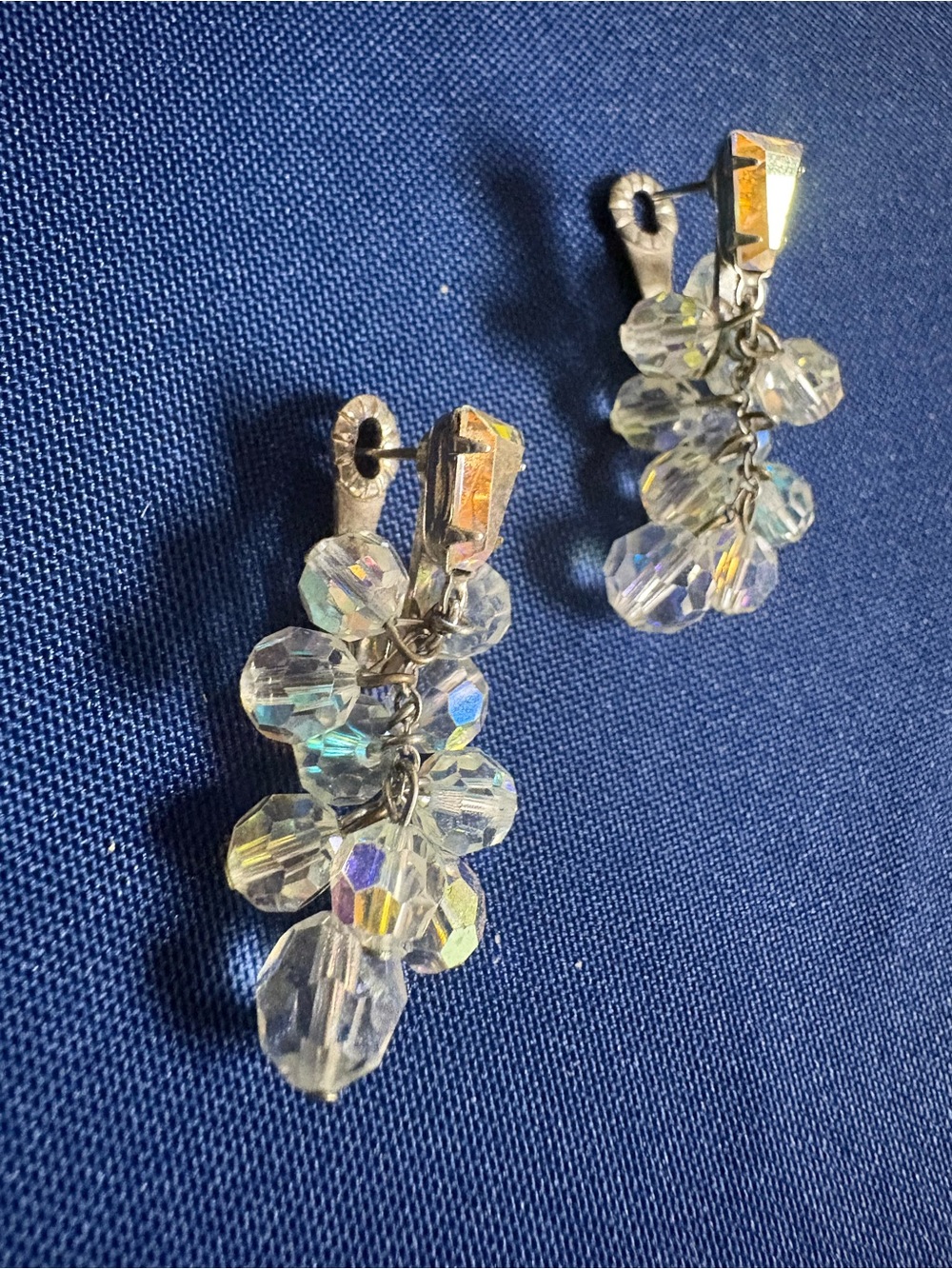 Vtg, Lewis Segal Crystal Flower Clip-On Earrings - Iridescent Clear